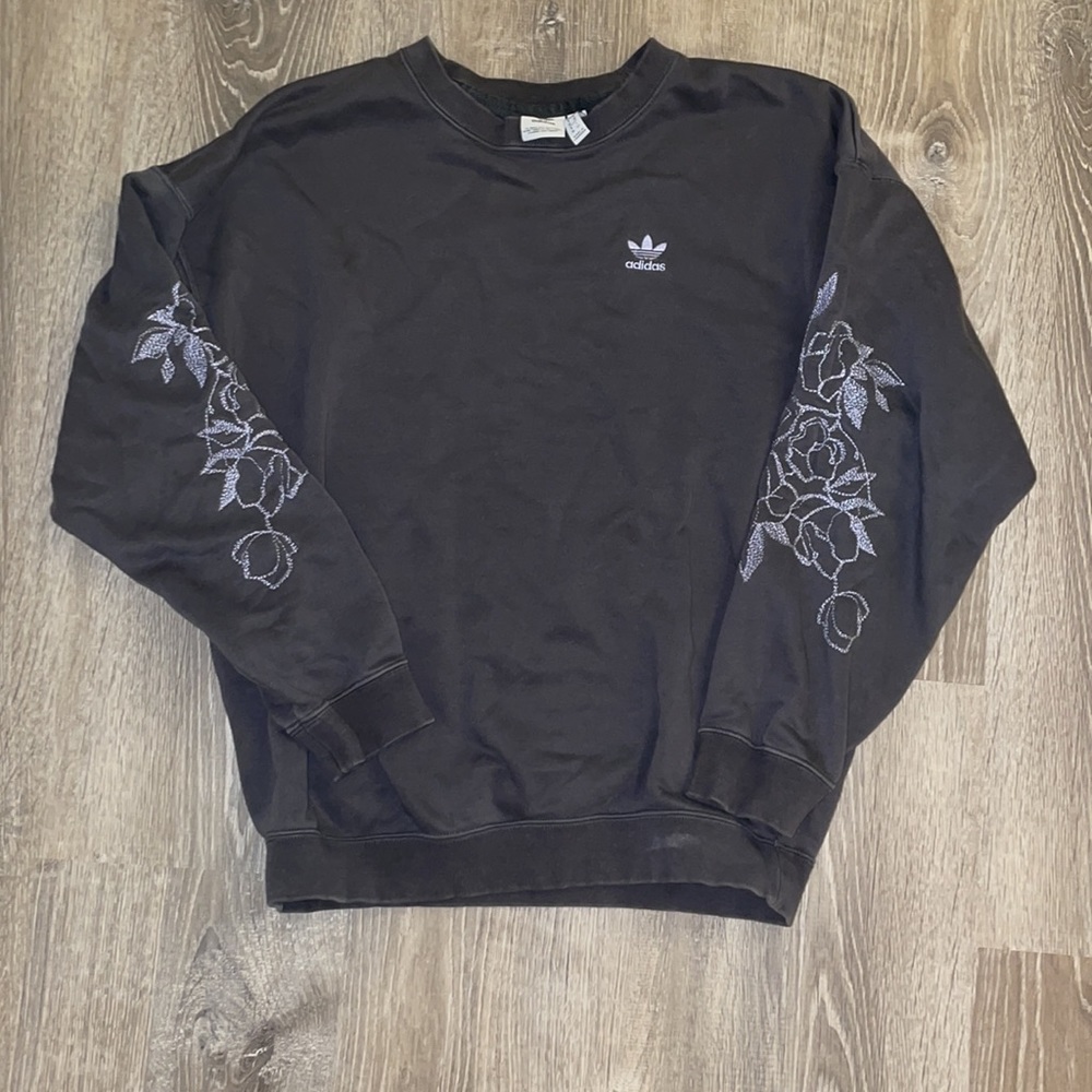 ADIDAS EMBROIDERED CREWNECK